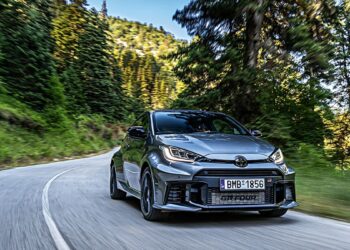 Με το Toyota GR Yaris Auto στον Μπάρο