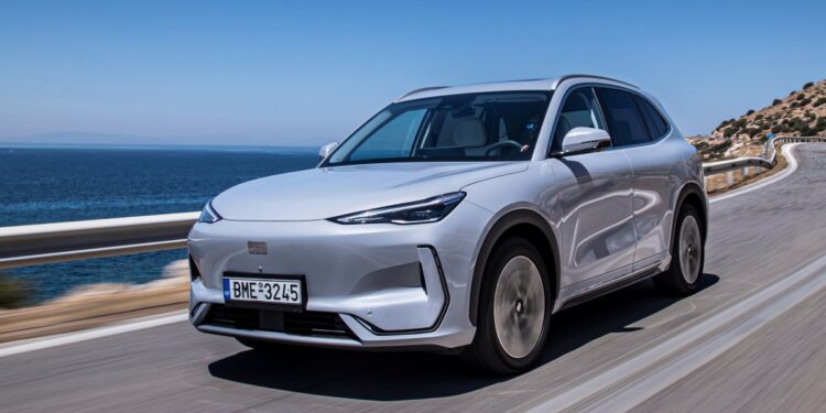 Το Geely EX5 ακόμα πιο προσιτό