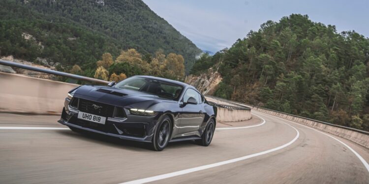 H Roush «απογειώνει» τις Mustang GT και Dark Horse