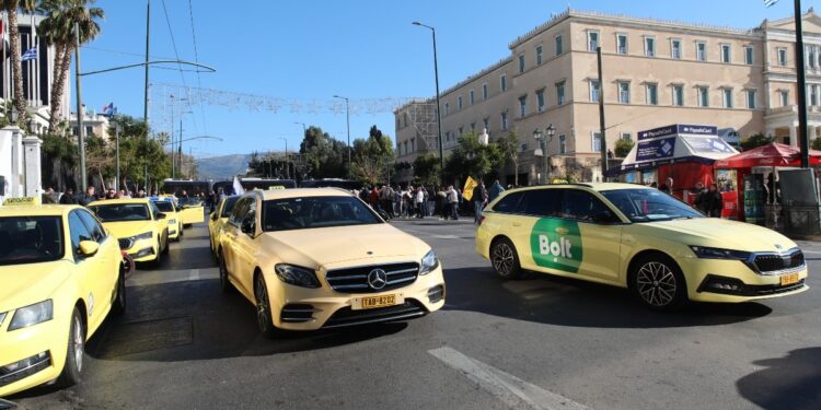 Ταξί: Νέο διήμερο «λουκέτο» στην Αττική