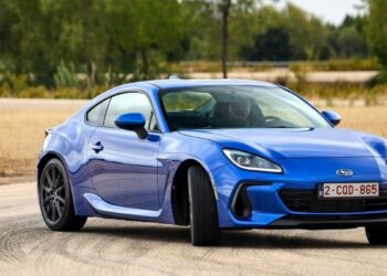 Η Ευρώπη «σκοτώνει» τα σπορ μοντέλα;