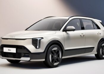 Επίσημο: Αυτό είναι το ανανεωμένο Kia Niro