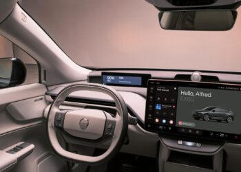 Η Volvo φέρνει τεχνολογία EX60 σε 2,5 εκατομμύρια μοντέλα της