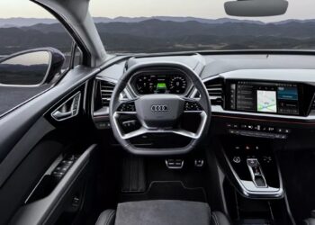 Audi: «Όχι» στις τεράστιες οθόνες λέει ο νέος αρχισχεδιαστής