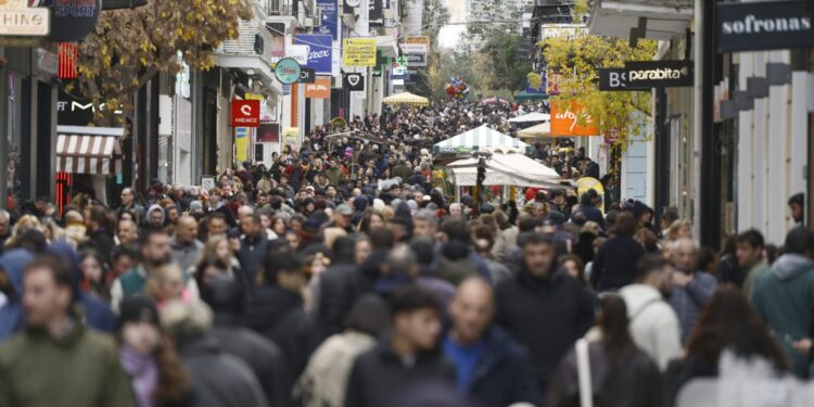 Μισθοί Ιανουαρίου: Αυξήσεις σε 2 εκατ. ιδιωτικούς υπαλλήλους