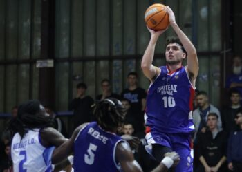 Νίκες για Πρωτέα Βούλας και Δόξα Λευκάδας - www.ertsports.gr