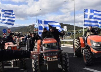 Σε στάση αναμονής οι αγρότες μέχρι την εξειδίκευση των μέτρων - «Δεν θα μείνουμε θεατές» διαμηνύει η κυβέρνηση - ertnews.gr