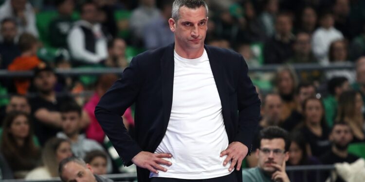 Παπανικολόπουλος στην ΕΡΤ: «Σε αυτά τα ματς παίζουμε χωρίς πίεση» (vid) - www.ertsports.gr