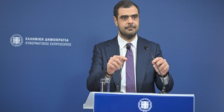 Μαρινάκης: Βαθύτατα προβληματικές πολλές από τις θέσεις που έχει διατυπώσει η κα Καρυστιανού - ertnews.gr