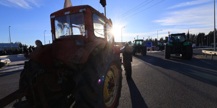 Αγρότες: Στο τραπέζι του διαλόγου με ανοιχτούς δρόμους – Το νέο ραντεβού, οι προϋποθέσεις και τα επόμενα βήματα - ertnews.gr