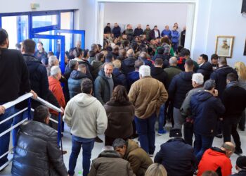 Στην τελική ευθεία για το ραντεβού της Δευτέρας με τον Πρωθυπουργό οι αγρότες - Συμμετέχουν 25 εκπρόσωποι και 6 παρατηρητές - ertnews.gr