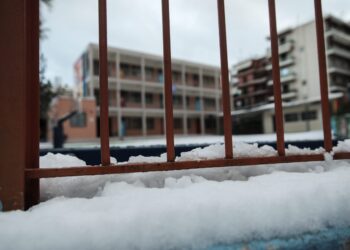 Κλειστές αρκετές σχολικές μονάδες λόγω των χαμηλών θερμοκρασιών - Δείτε τις περιοχές - ertnews.gr