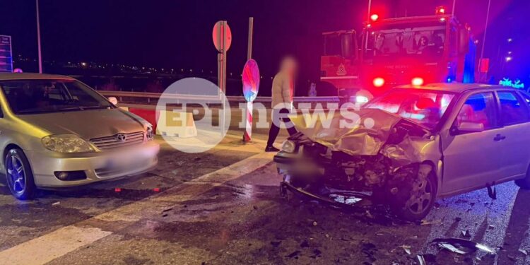 Σύγκρουση τριών οχημάτων στην Π.Ε.Ο. Καστοριάς – Κοζάνης: Δύο τραυματίες