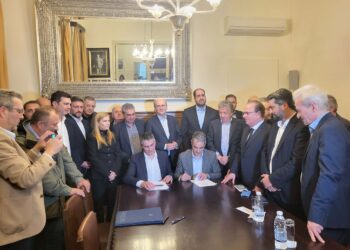 Χανιά: Υπεγράφη η σύμβαση για τον ΒΟΑΚ Χανιά – Ηράκλειο – Ενα έργο δεκαετιών γίνεται πράξη