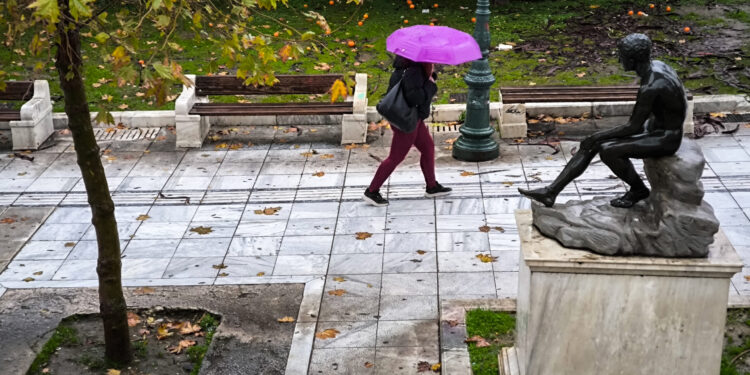 ΕΜΥ - Καιρός: Έκτακτο δελτίο επιδείνωσης - Πού θα σημειωθούν ισχυρές βροχές και καταιγίδες από αύριο Τρίτη - ertnews.gr