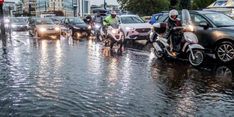 Έκτακτο δελτίο επιδείνωσης καιρού: Έρχονται χιονοπτώσεις και καταιγίδες – Επικίνδυνα φαινόμενα και στην Αττική