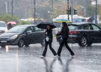 Καιρός: Ισχυρές βροχές και καταιγίδες από σήμερα, που θα είναι πιο έντονα τα φαινόμενα - Νέα επιδείνωση την Κυριακή με χιόνια - ertnews.gr