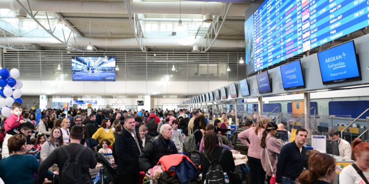 Τεχνικό πρόβλημα στο FIR Αθηνών: Πρώτα βήματα αποκατάστασης – Έγιναν κάποιες απογειώσεις πτήσεων, η βλάβη παραμένει - ertnews.gr