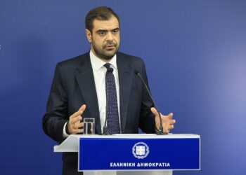 Μαρινάκης για Βαρουφάκη: Ντροπή και αηδία - Γονείς έχουν χάσει παιδιά από ναρκωτικά