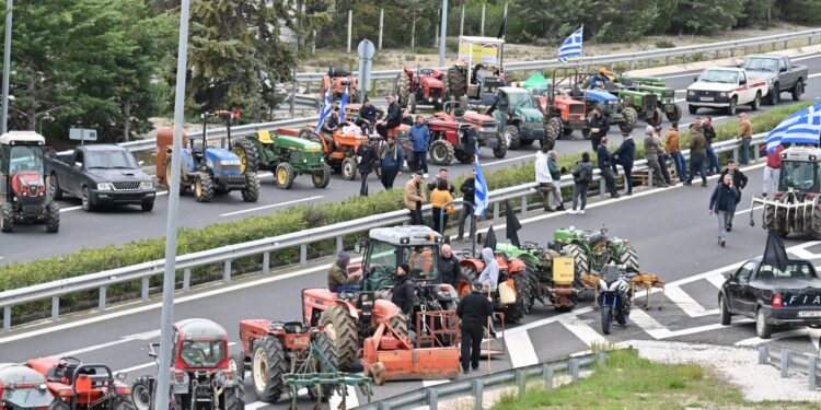 Απάντηση αγροτών μετά τις κυβερνητικές εξαγγελίες της Τετάρτης - Πού ισχύουν κυκλοφοριακές ρυθμίσεις - ertnews.gr
