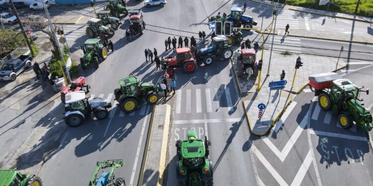 Αγρότες: Σήμερα στη Νίκαια η πανελλαδική των μπλόκων - Αποφασίζει για αντιπροσωπεία και ατζέντα - ertnews.gr