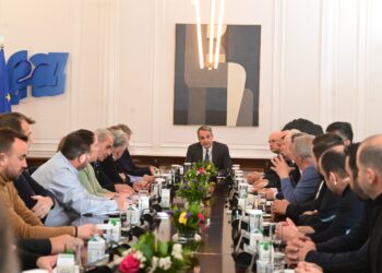 Επιπλέον βελτιώσεις σε ρεύμα και πετρέλαιο για τους αγρότες μετά τη συνάντηση με τον Πρωθυπουργό