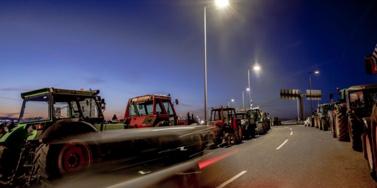 Οι «31» εκπρόσωποι των αγροτών που θα συναντήσουν τον Κυριάκο Μητσοτάκη τη Δευτέρα - ertnews.gr