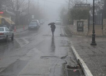 Πορτοκαλί προειδοποίηση για έντονα καιρικά φαινόμενα από αύριο - Ισχυρές βροχές, καταιγίδες και θυελλώδεις άνεμοι - ertnews.gr
