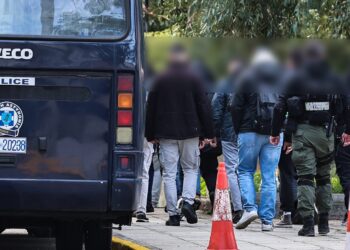 Κύκλωμα με «πειραγμένες» αντλίες: Προφυλακίστηκε ο αρχηγός και πέντε ακόμα μέλη - Συνεχίζονται σήμερα οι απολογίες - ertnews.gr