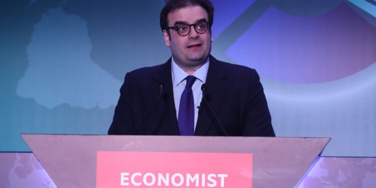 Πιερρακάκης: Η Ελλάδα μπορεί να βοηθήσει την Ευρώπη στην ενεργειακή μετάβαση - Η αξιοπιστία στη δημόσια οικονομία δημιουργεί χώρο για επενδύσεις