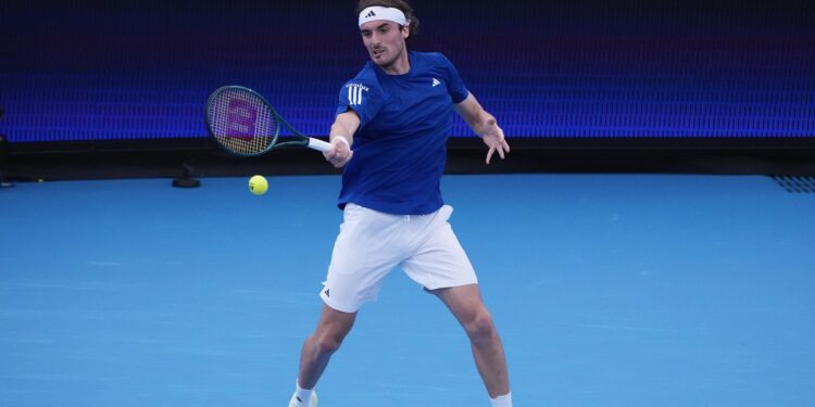 Τρομερός Τσιτσιπάς, υπέταξε τον Φριτζ (hls) - www.ertsports.gr