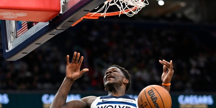 Ο Άντονι Έντουαρντς στον δρόμο που χάραξαν οι Λεμπρόν και Ντουράντ (vid) - www.ertsports.gr