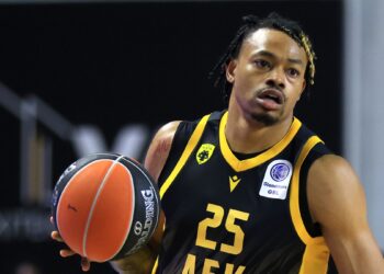 ΑΕΚ: Μπράουν αντί Αρμς στο πρωτάθλημα - www.ertsports.gr