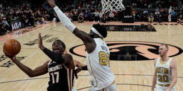 Πήραν το "θρίλερ" οι Σπερς, έκαναν την έκπληξη οι Χιτ, παράσταση των Σέλτικς - www.ertsports.gr