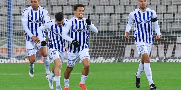 Πέρασε με τριάρα από τον Βόλο ο Ατρόμητος - www.ertsports.gr