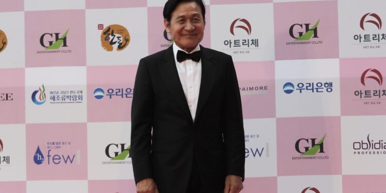 Πέθανε σε ηλικία 74 ετών ο ηθοποιός-«θρύλος» της Νότιας Κορέας, Αν Σουνγκ-Κι