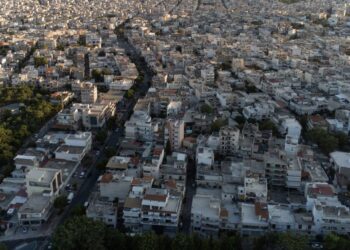 Η στεγαστική κρίση πλήττει Αθήνα και Θεσσαλονίκη – Έλλειψη σε μικρά ακίνητα