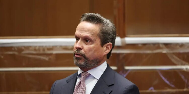 Ρομπ Ράινερ: Ο δικηγόρος του Νικ Ράινερ παραιτήθηκε από την υπεράσπισή του