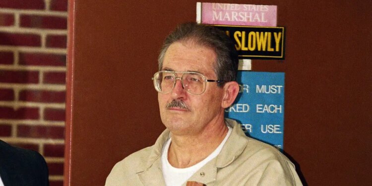 Πέθανε στη φυλακή ο Όλντριτς Έιμς, ο καταδικασμένος πράκτορας της CIA και κατάσκοπος της Ρωσίας