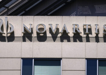 Δίκη Novartis: «Με βράβευσαν ως αξιόπιστη οι αμερικανικές αρχές» λέει η «Αικατερίνη Κελέση»