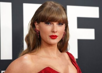 Στo «Hall of Fame» των τραγουδοποιών θα εισαχθεί η Τέιλορ Σουίφτ 