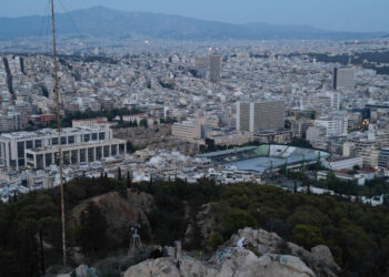 Αθήνα: Στη χειρότερη δυνατή κλίμακα ρύπανσης την Πρωτοχρονιά