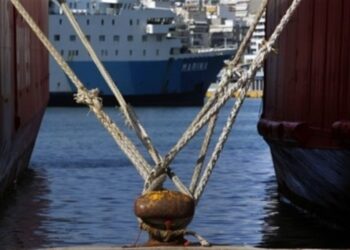 Ακυρώσεις δρομολογίων από το λιμάνι του Πειραιά λόγω των καιρικών συνθηκών