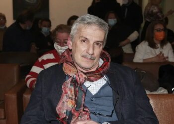 «Χρειάστηκε να σηκώσω το τηλέφωνο για να ζητήσω δουλειά γιατί βρέθηκα στο απόλυτο μηδέν»