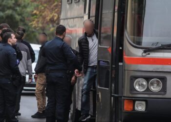 Στις 3 Φεβρουαρίου η δίκη για τον αστυνομικό της Βουλής που κατηγορείται ότι κακοποιούσε τα παιδιά του