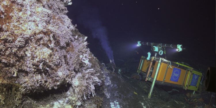 Το γιγαντιαίο ηφαίστειο που αναμένεται να εκραγεί μέσα στο 2026 – Πόσο επικίνδυνο είναι και τι σημαίνει για τον πλανήτη