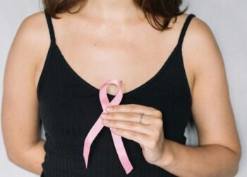 Εξέταση εμφανίζει τον αόρατο καρκίνο μαστού μέχρι και 15 μήνες νωρίτερα