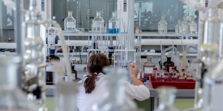 Τεχνητή νοημοσύνη εντοπίζει παράγοντες που επηρεάζουν την επιβίωση από καρκίνο