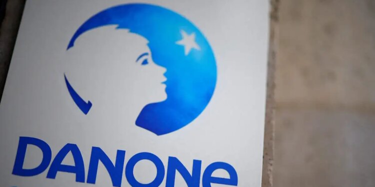 Γαλλία: Η εταιρεία Danone ανακαλεί παρτίδες βρεφικού γάλακτος μετά τους θανάτους δύο νεογνών