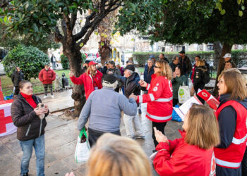 Ο Ελληνικός Ερυθρός Σταυρός προσέφερε μια ζεστή αγκαλιά στους άστεγους